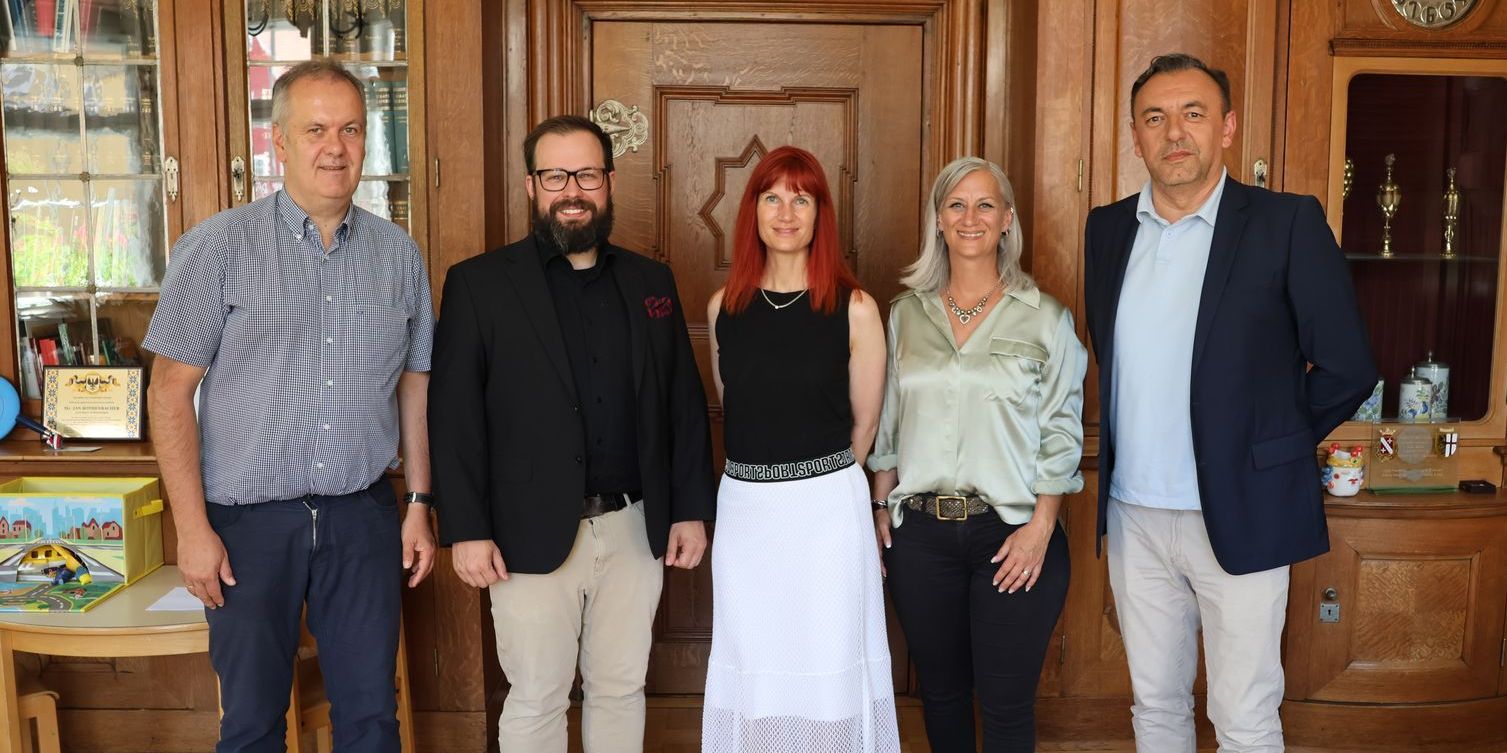 Spendenübergabe-Firma-Dorr