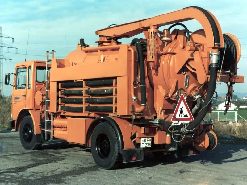 dorr-historie-kempten-slider-kanalfahrzeug